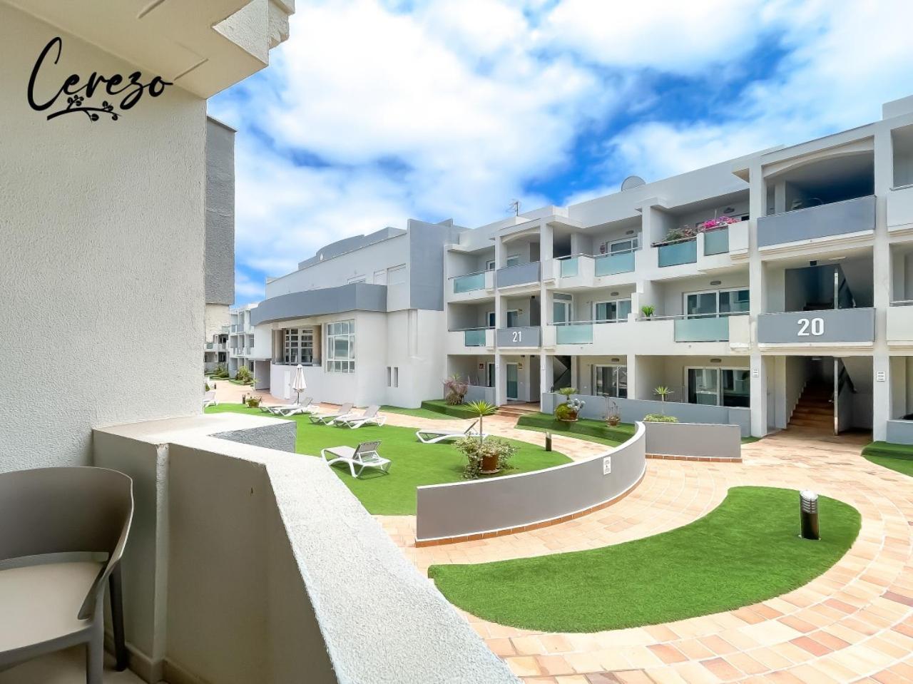 B-Rent Corralejo Sun Cerezo Pool Apartment Екстериор снимка